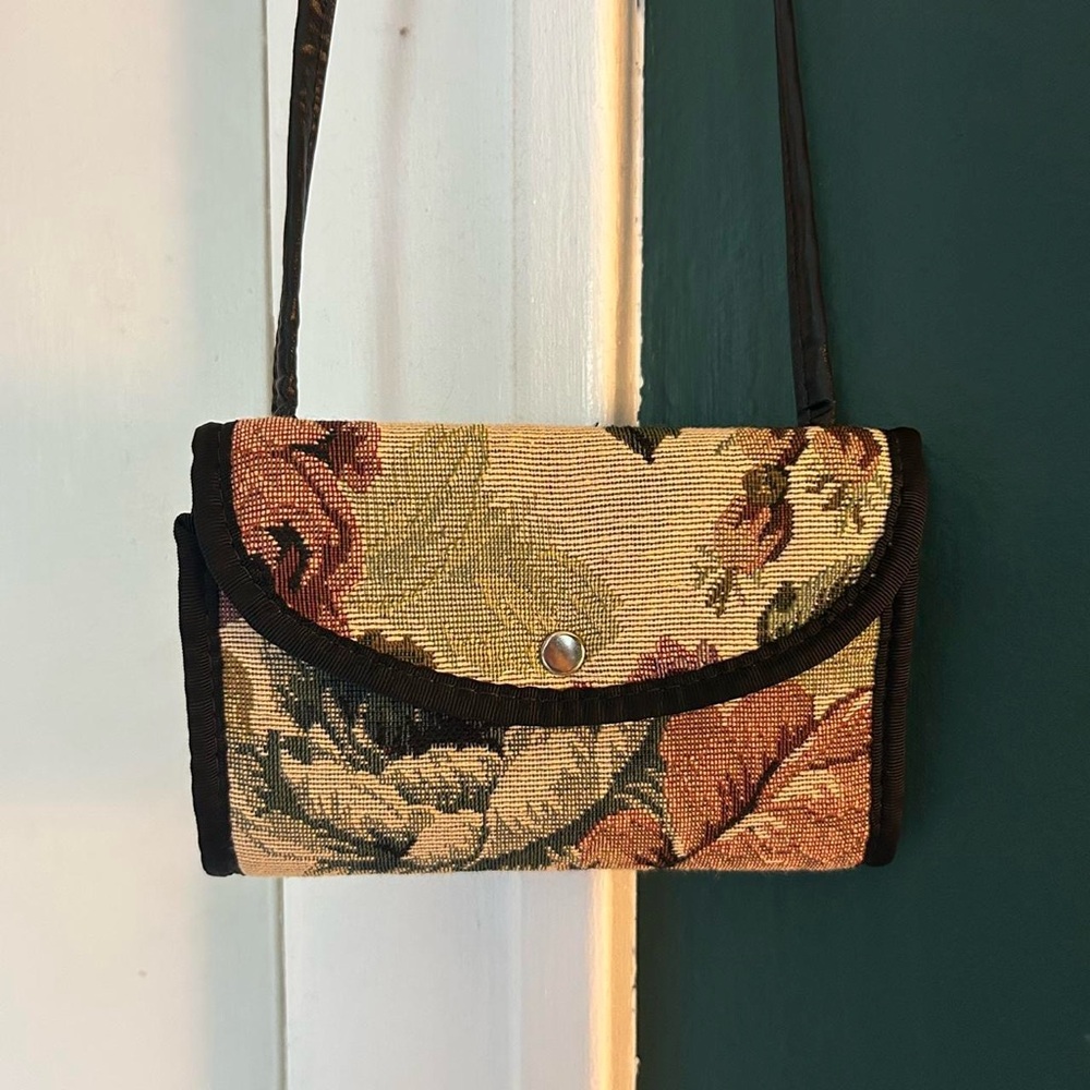Small Floral Tapestry Crossbody Bag